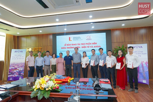 lễ tài trợ phần mềm aveva cho đại học bách khoa